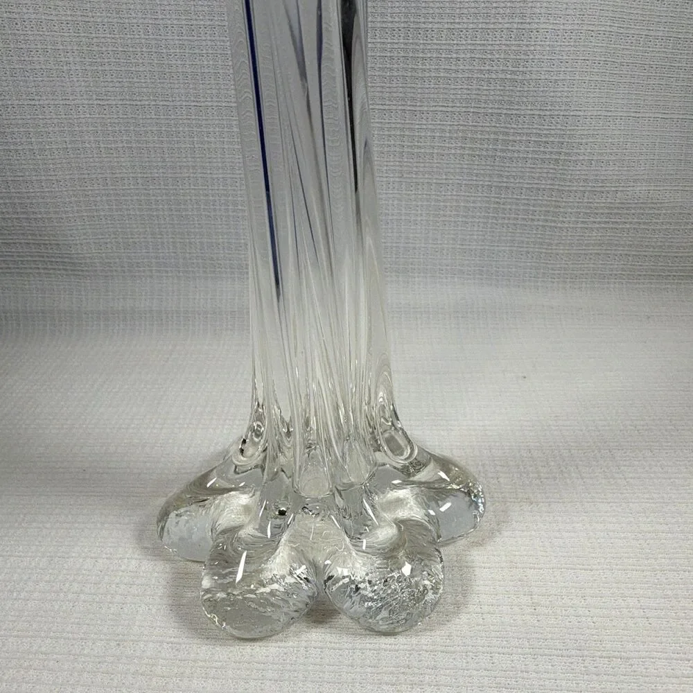 Unmarked elegant vintage
